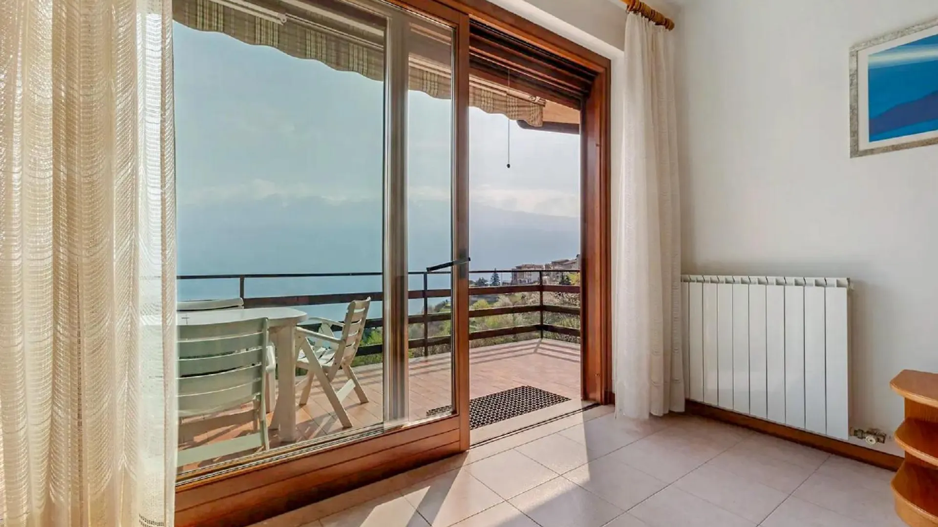 Apartment Annarosa Albergo Diffuso Tignale Piovere Itálie